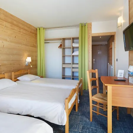 Hotel Eliova Le Chaix 3*