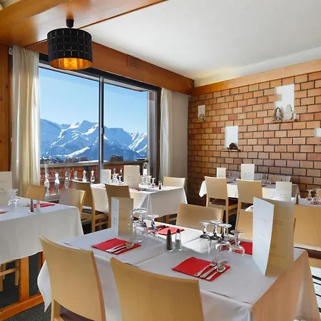 Eliova Le Chaix Hotell 3*