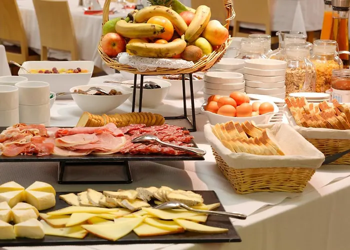 Otel Eliova Le Chaix 3*